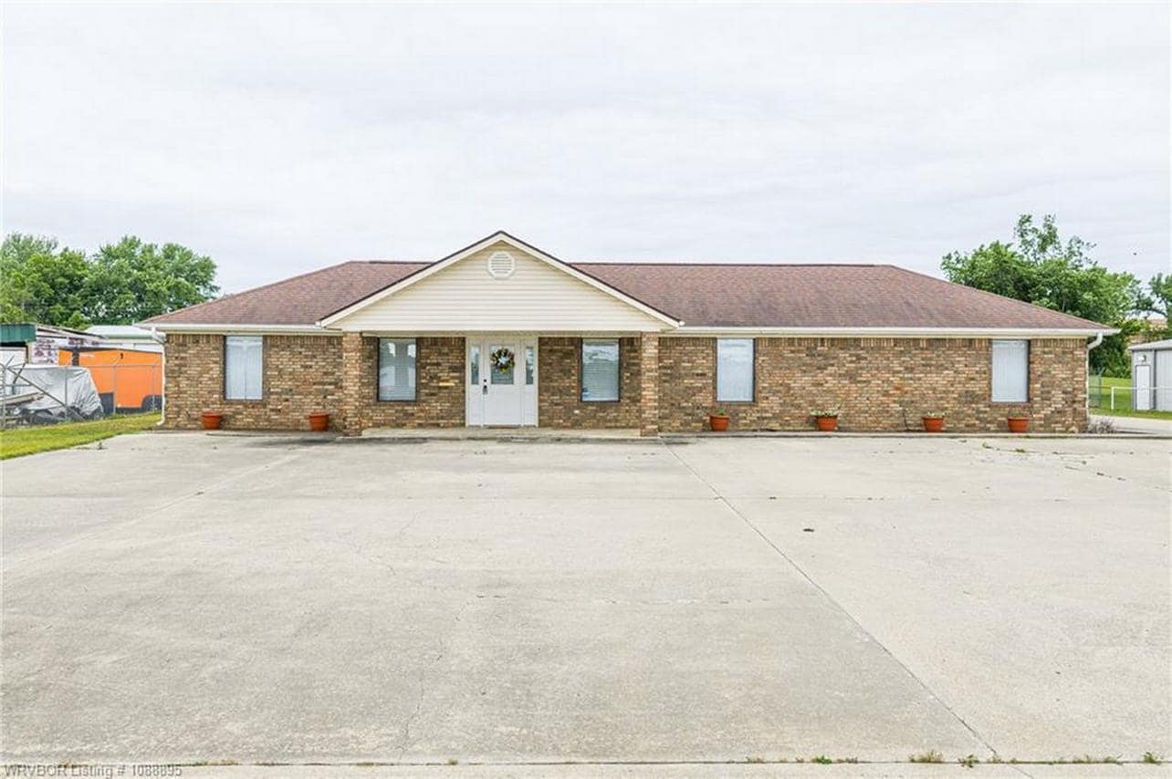 706 W Broadway St, Spiro, OK for Sale
