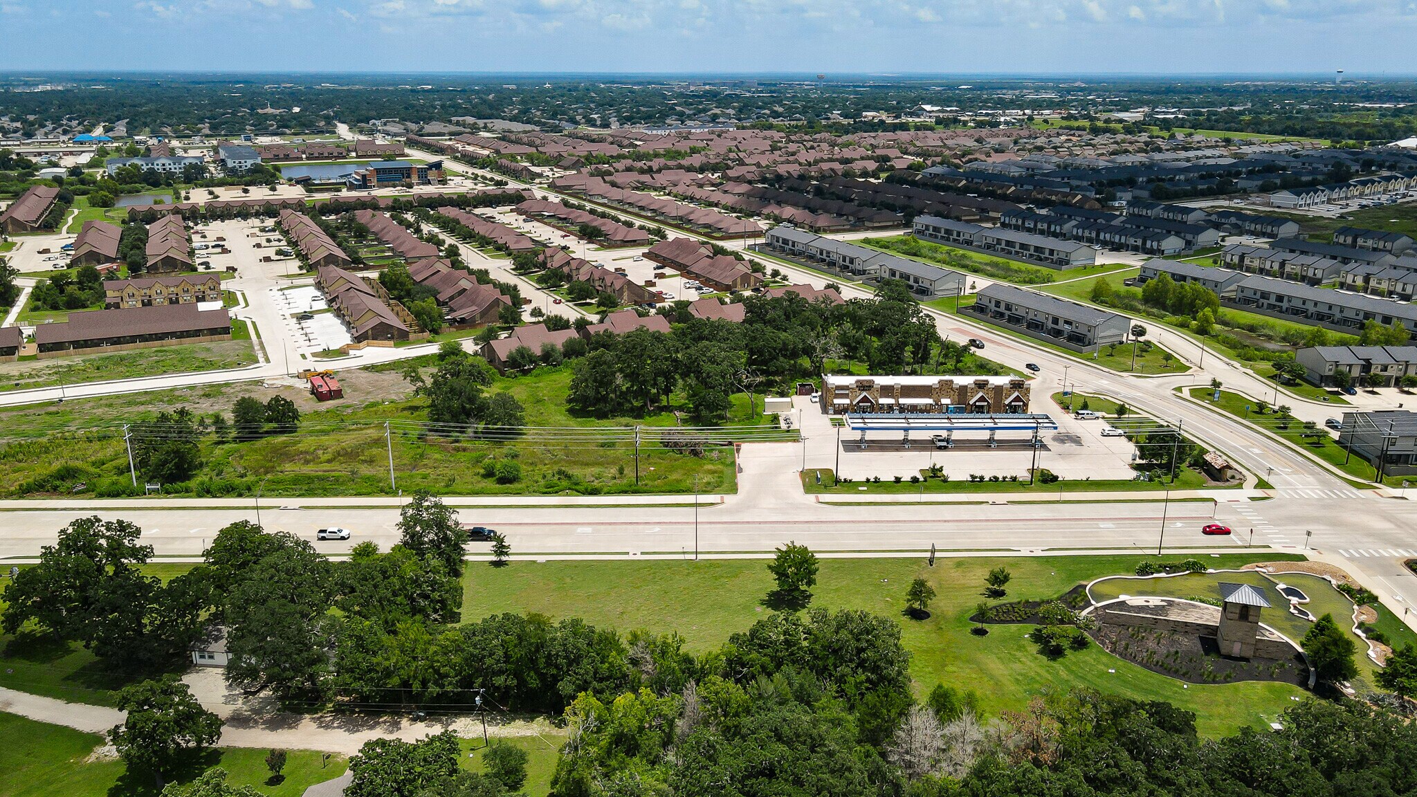 750 Deacon Dr W, College Station, TX for Sale