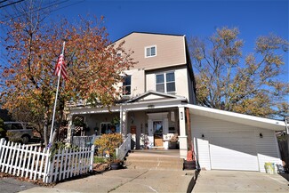 Pittsburgh, PA Apartments - 2101 Lonsdale St