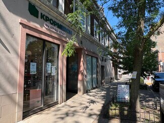 Chicago, IL Retail - 608 W Briar Pl