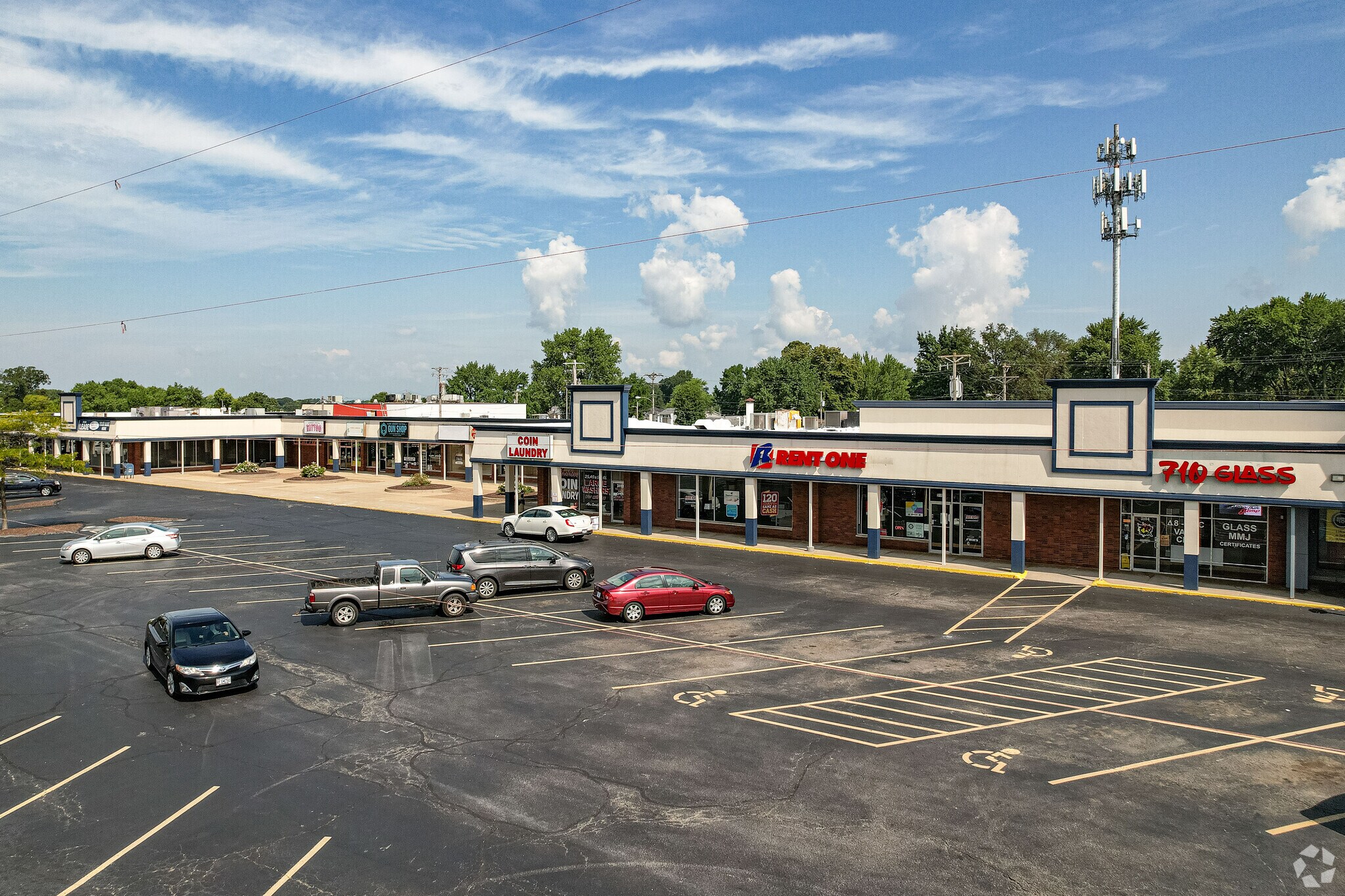 2001-3141 Campus Dr, Saint Charles, MO for Rent