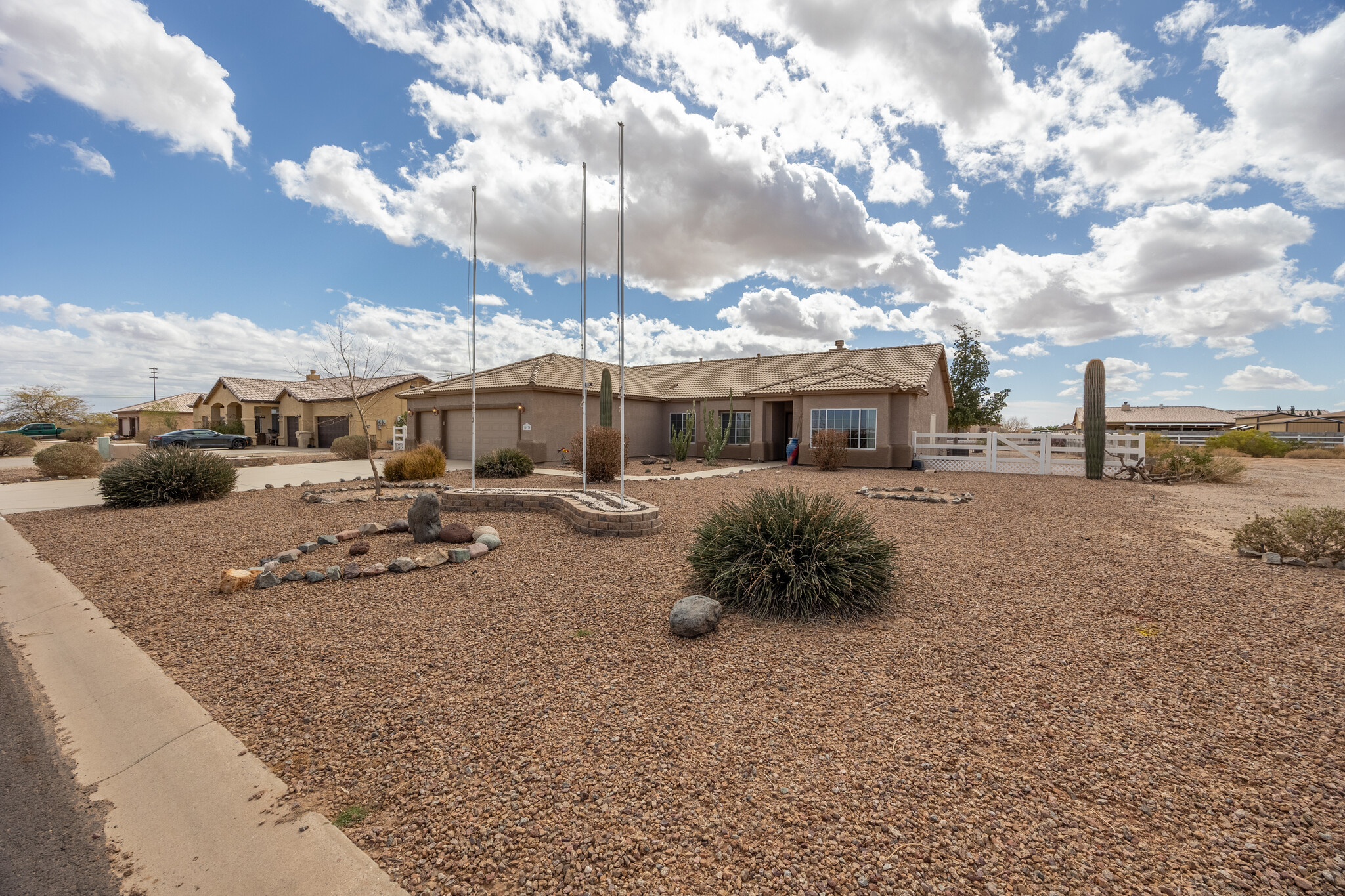 10539 W Tamara Dr, Casa Grande, AZ for Sale