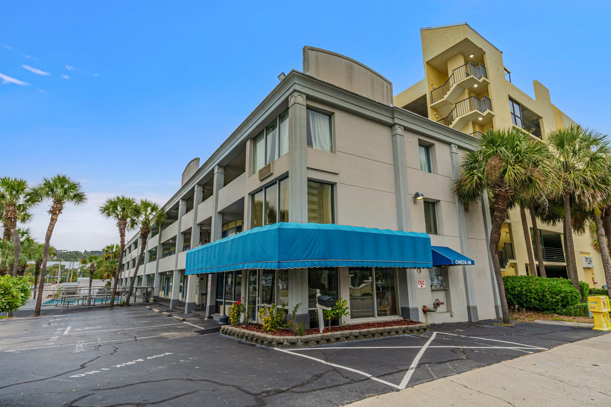 806 S Ocean Blvd, Myrtle Beach, SC for Sale