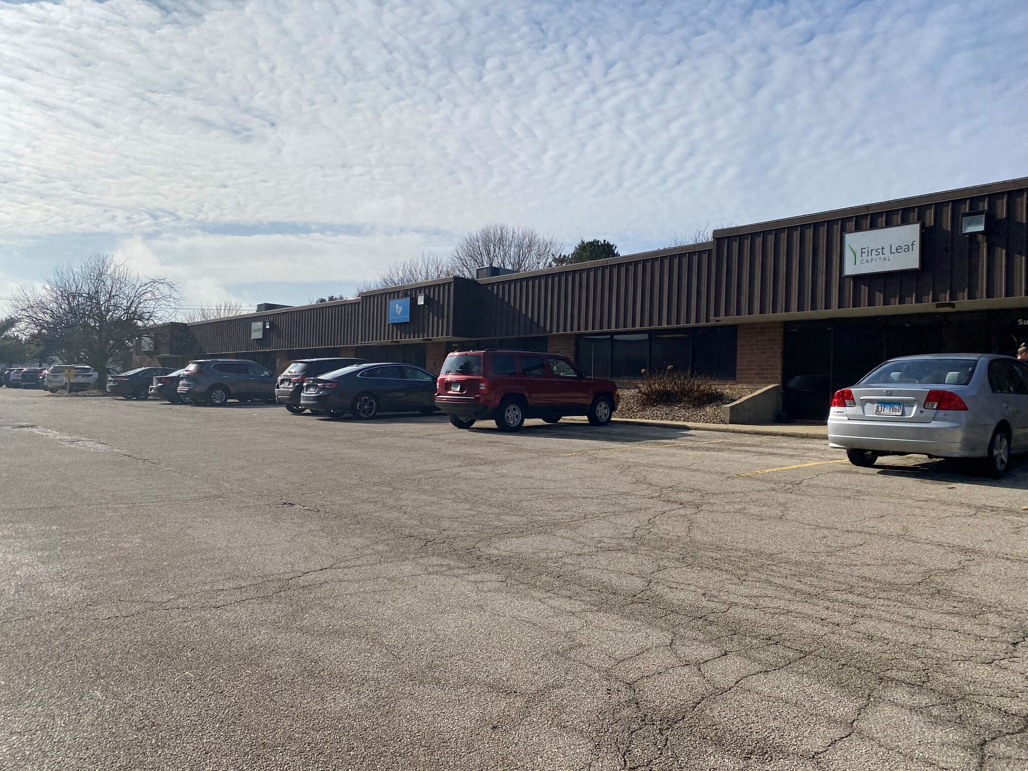 1501 Interstate Dr Champaign, IL 61822 Office Property for Sale on