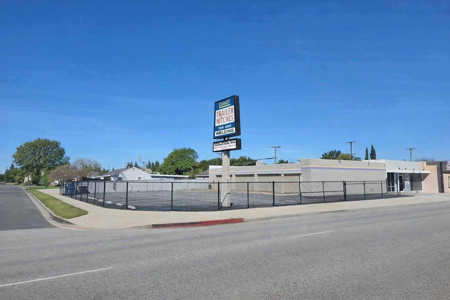 10137 Sepulveda Blvd, Mission Hills, CA for Sale