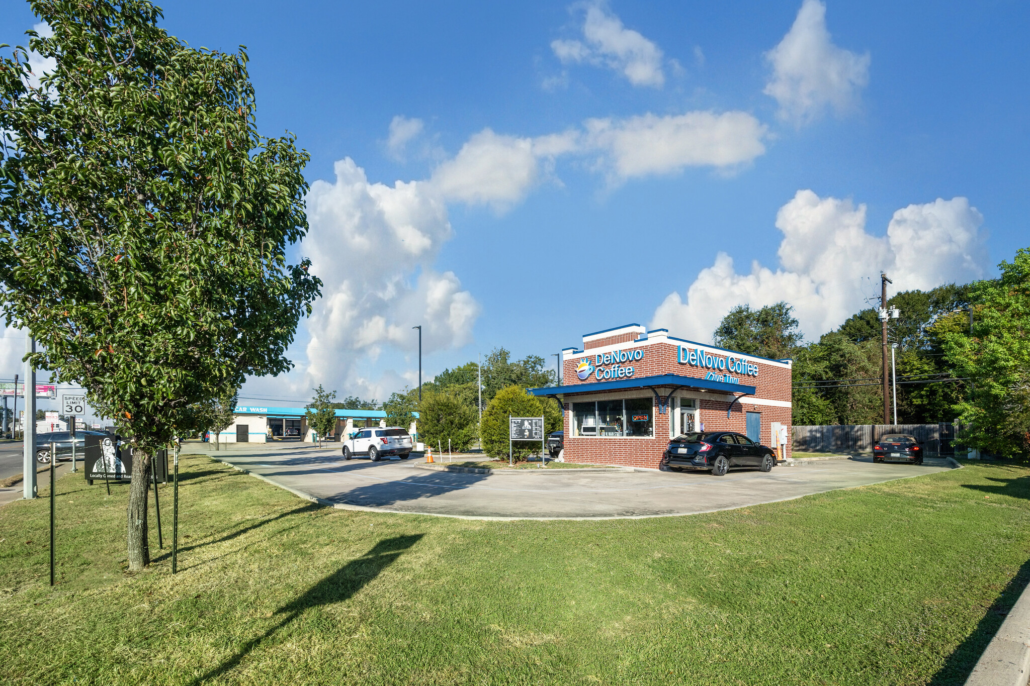 520 W Main St, Tomball, TX for Sale