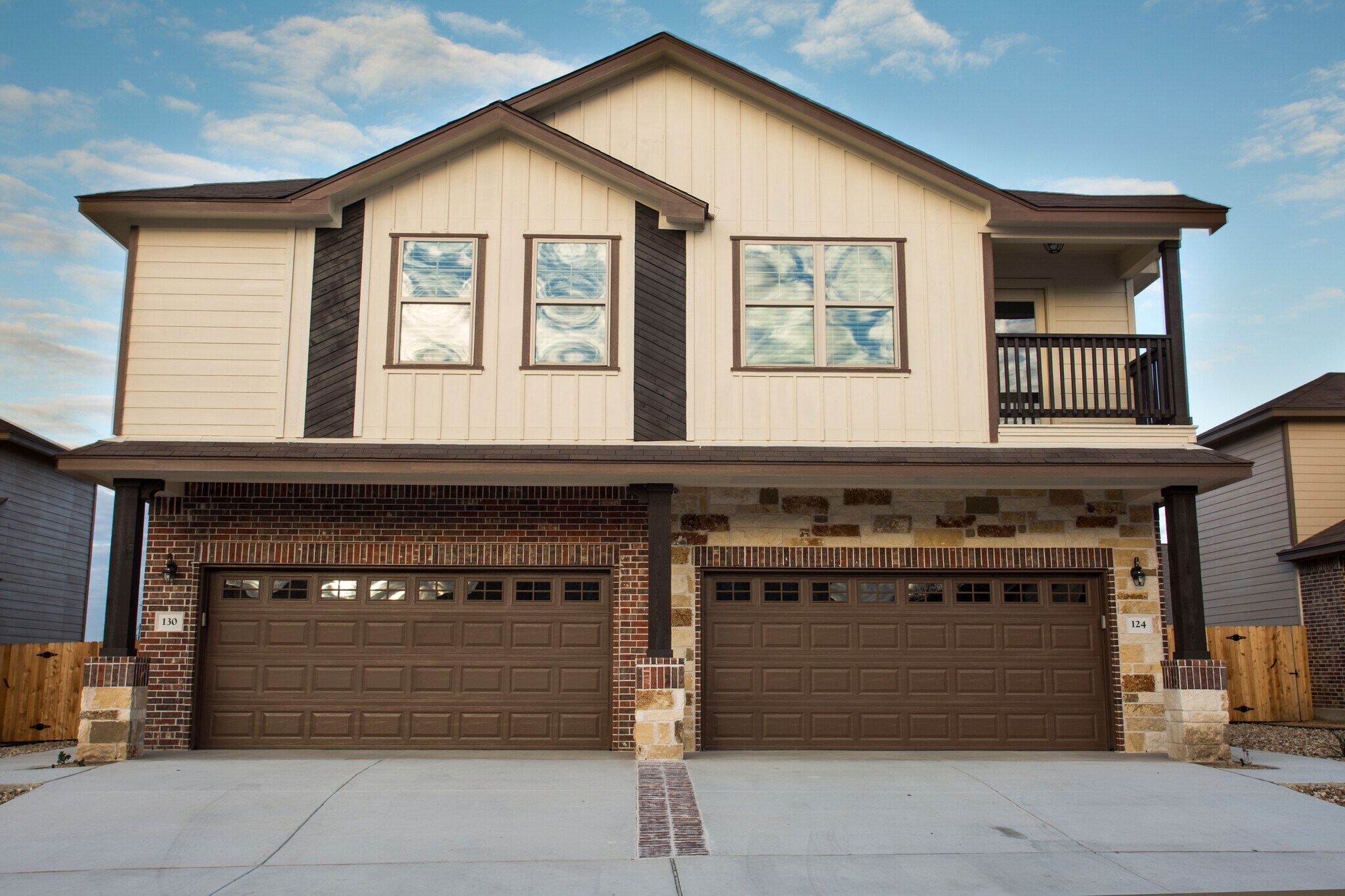 124 Lakeview Ct, Kyle, TX for Sale