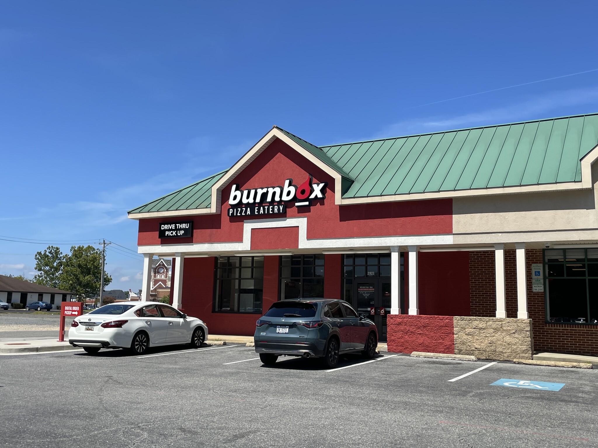 2915 Crain Hwy, Waldorf, MD for Rent