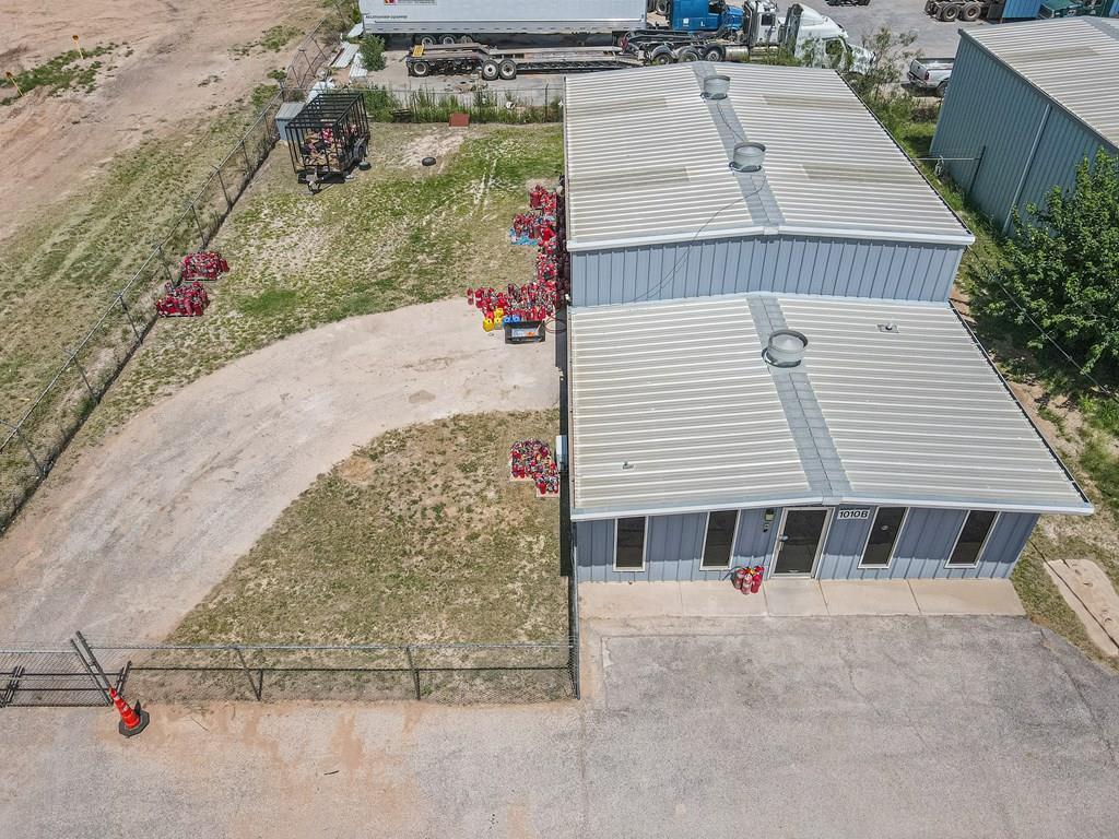 1010 Dayton Rd, Midland, TX for Sale