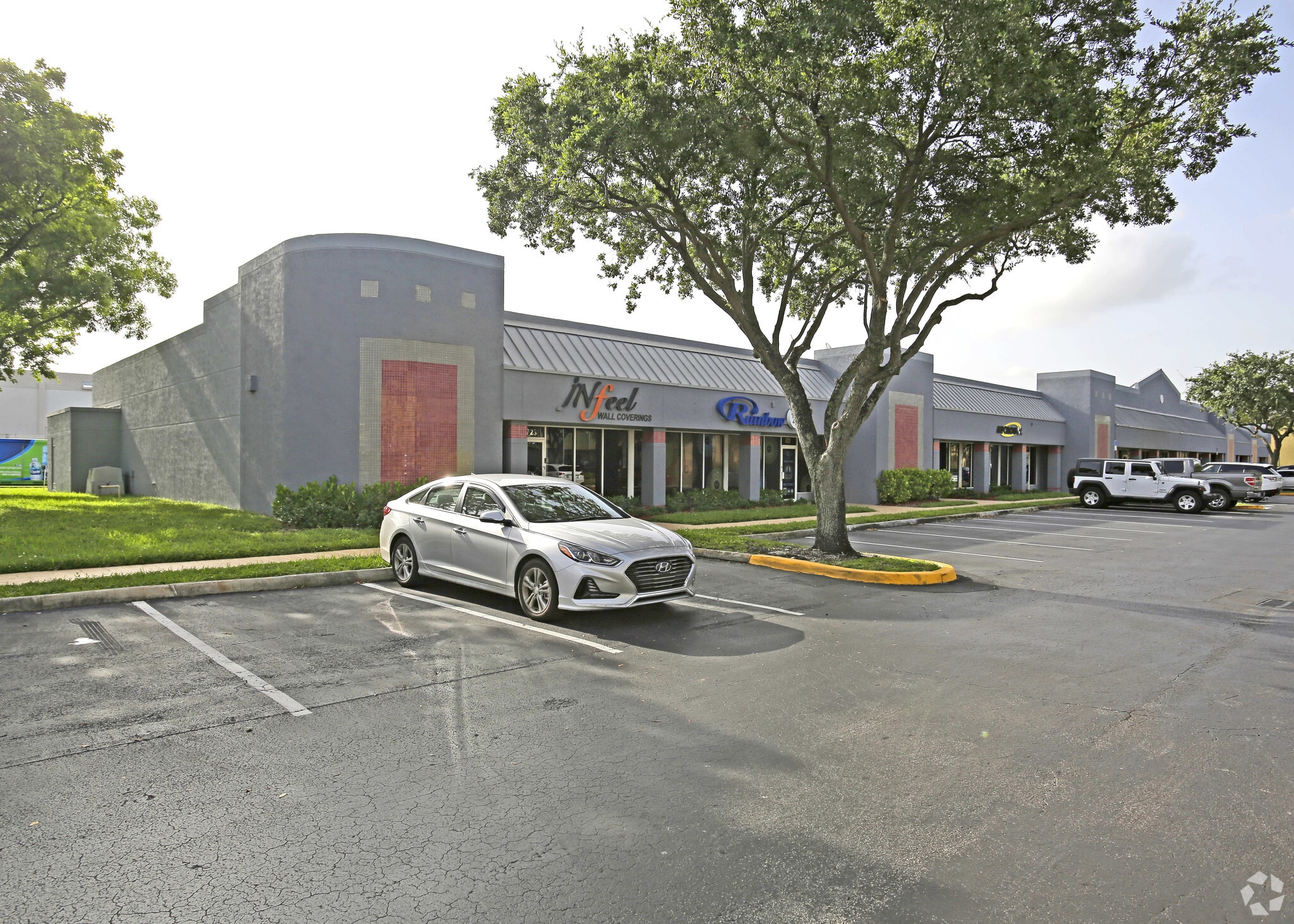 1701-1923 NW 82nd Ave, Miami, FL for Rent