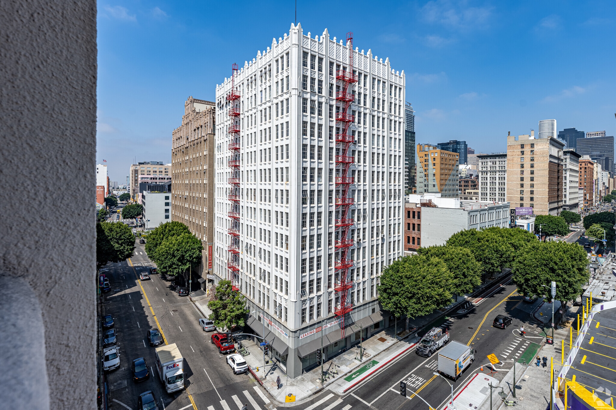 122 E 7th St, Los Angeles, CA for Rent