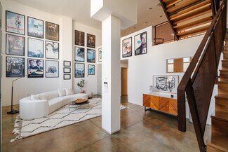 Venice, CA undefined - 1320 Abbot Kinney Blvd