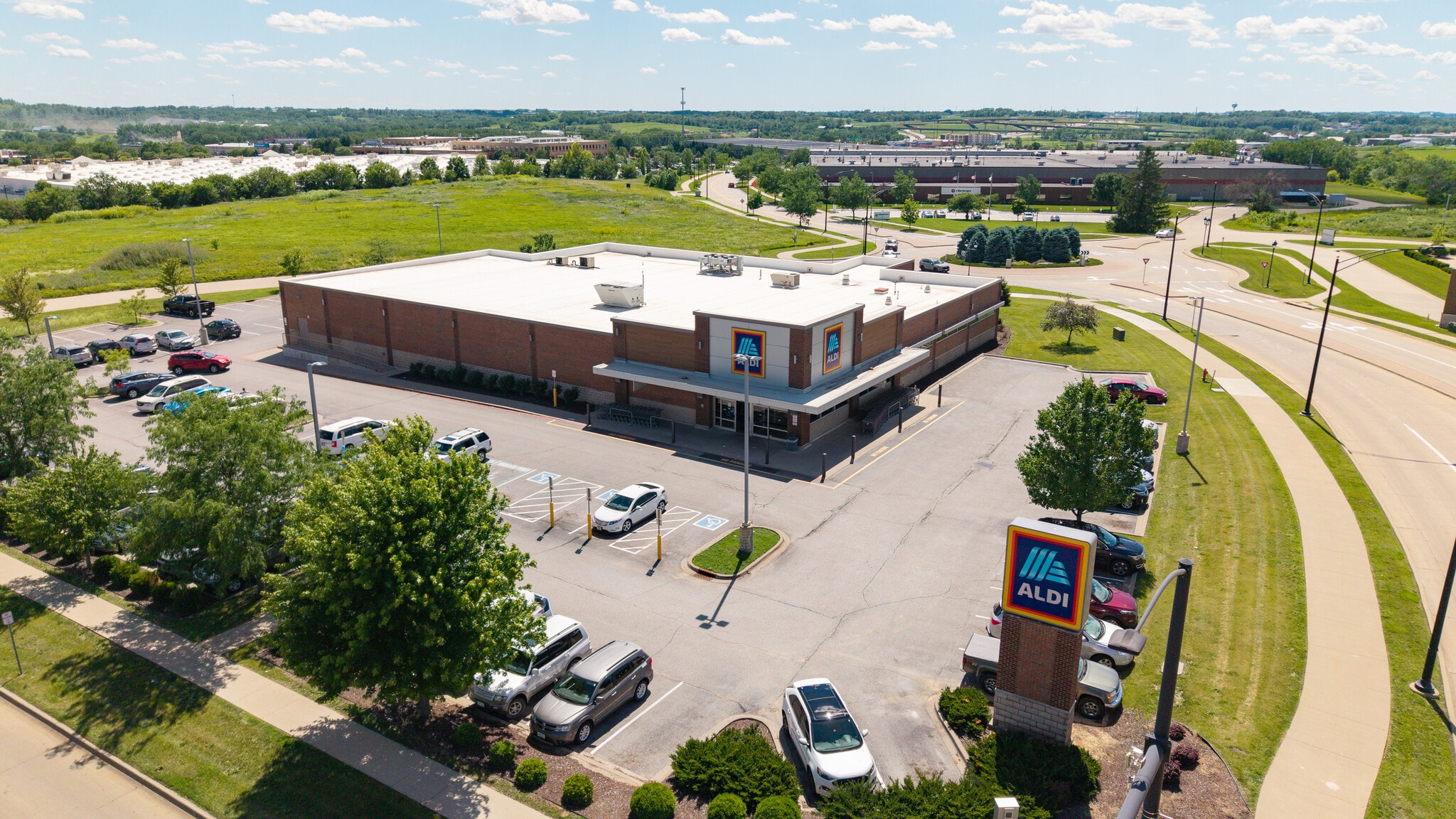 2750 Heartland Dr, Coralville, IA for Sale