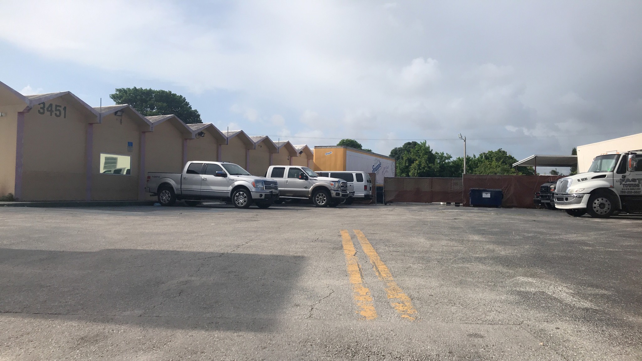 3451 NW 79th St, Miami, FL for Rent
