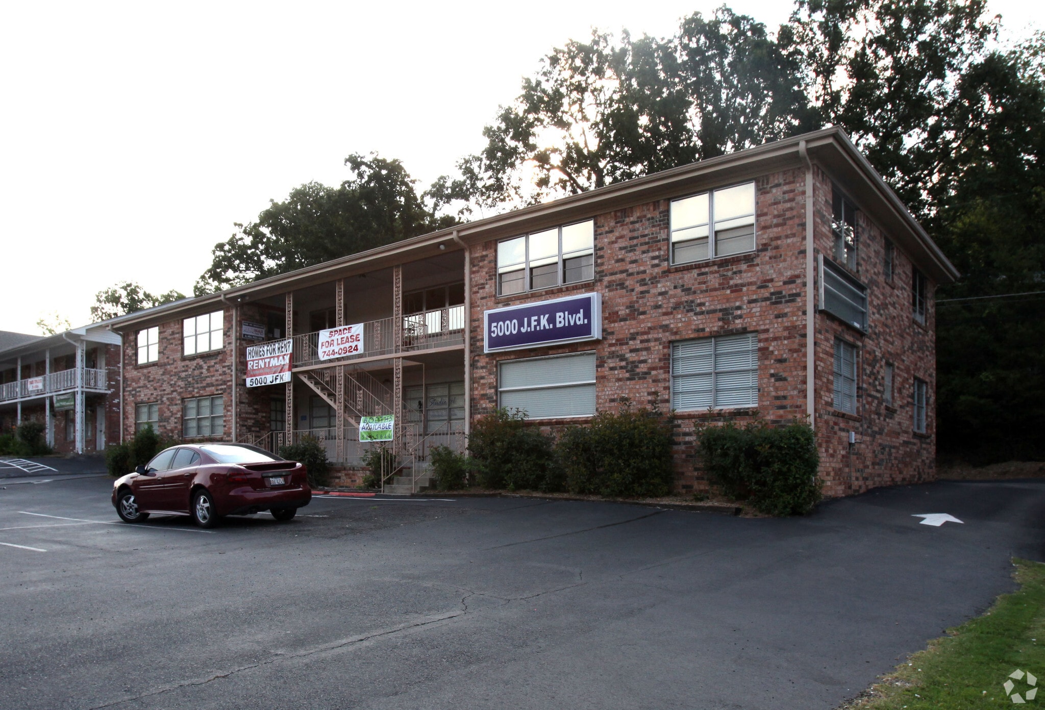 5000 John F Kennedy Blvd, North Little Rock, AR for Rent