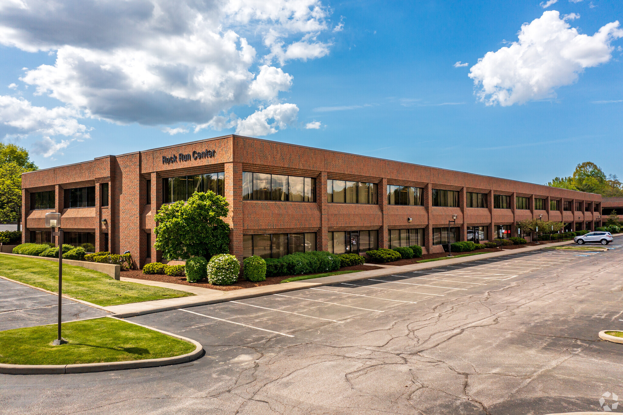 5700 Lombardo Center, Seven Hills, OH for Rent