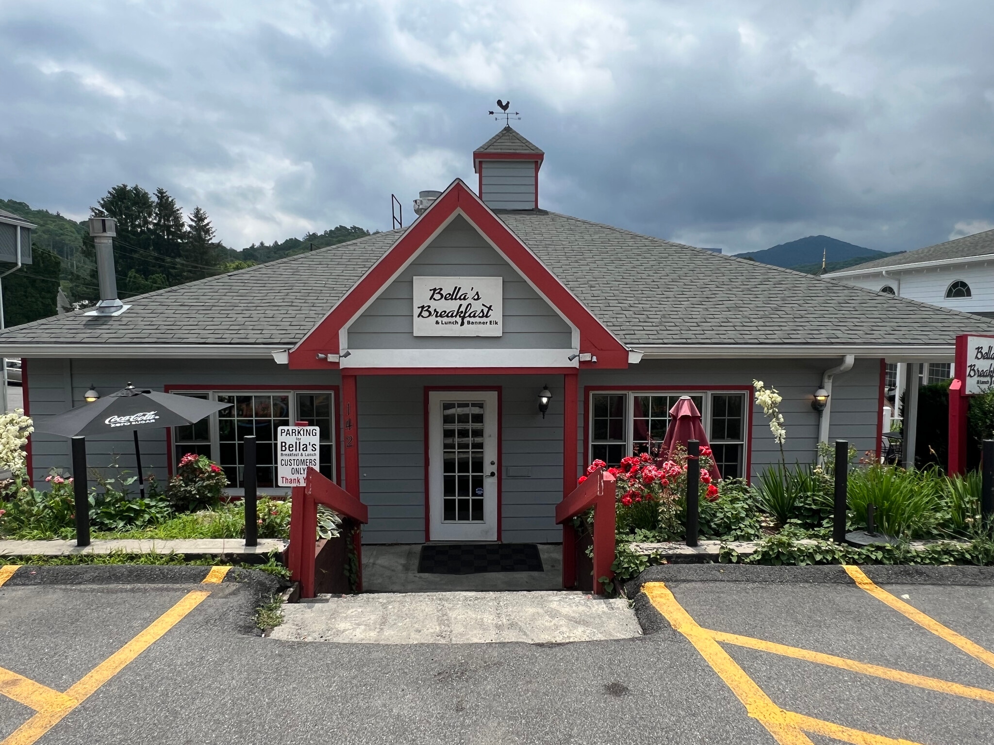 142 Main St E, Banner Elk, NC for Sale