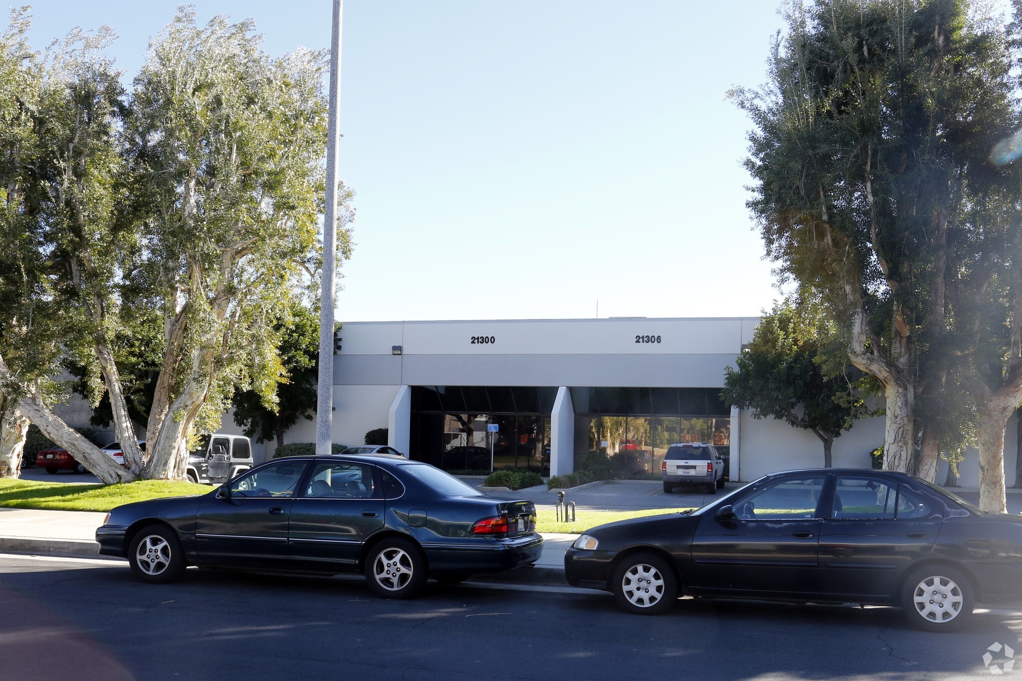 21300-21306 Superior St, Chatsworth, CA for Rent