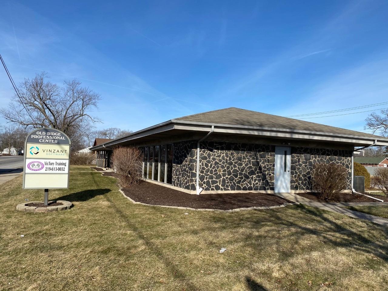 904 W Old Ridge Rd, Hobart, IN for Rent