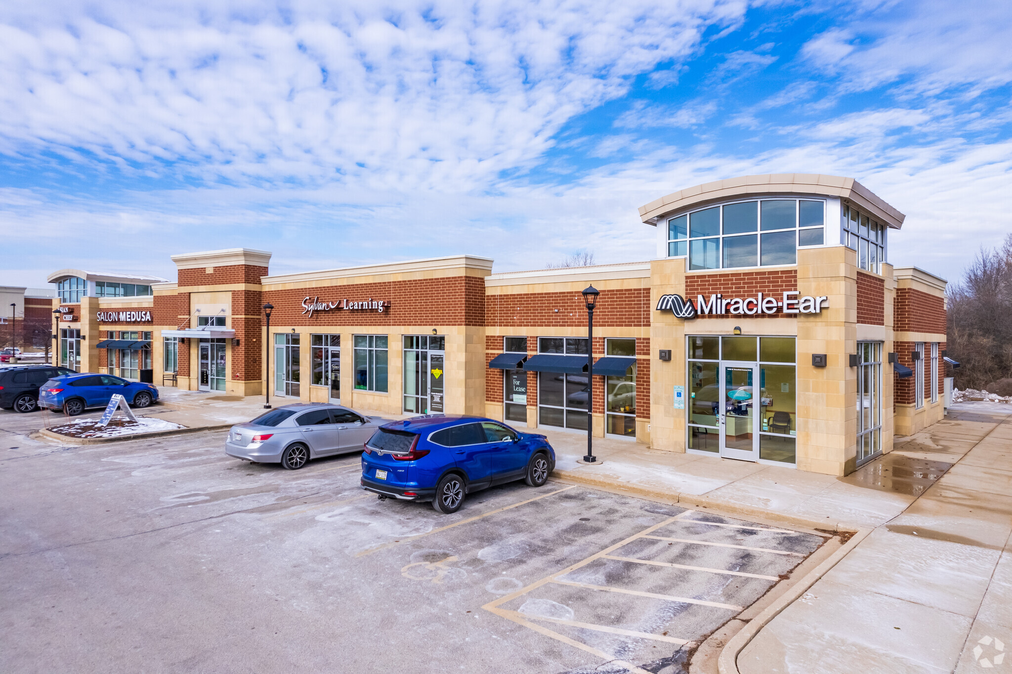 15040-15200 W Greenfield Ave, Brookfield, WI for Rent