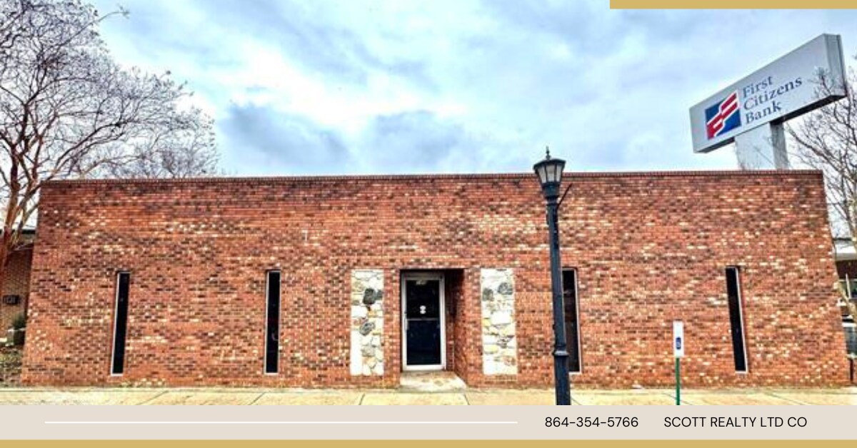 146 N Trade Ave, Landrum, SC for Sale