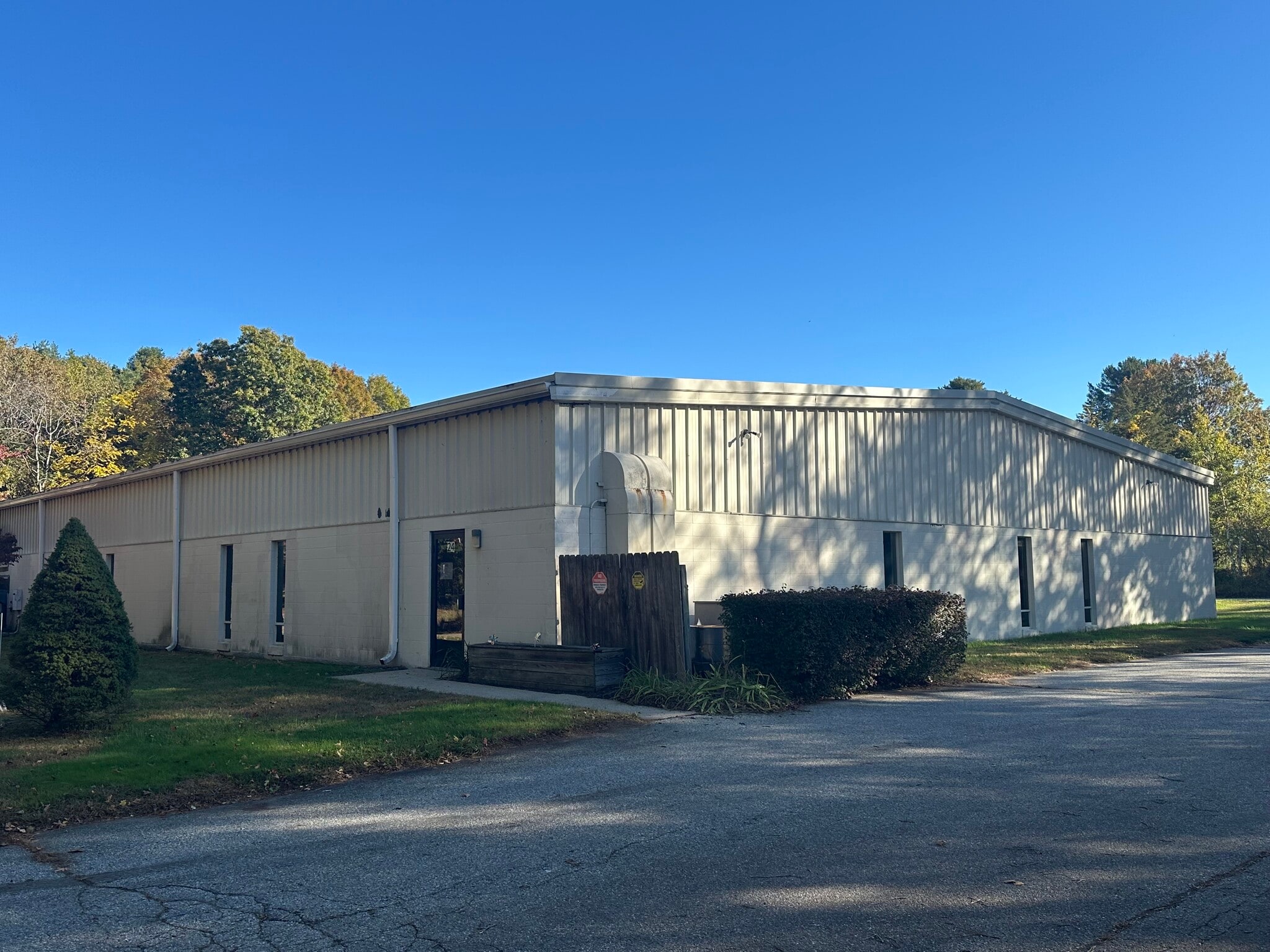 24 Doring Dr, Killingly, CT for Sale