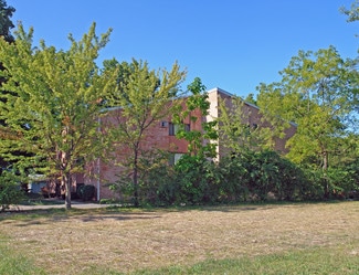 Dayton, OH Apartments - 3217 Wilmington Pike