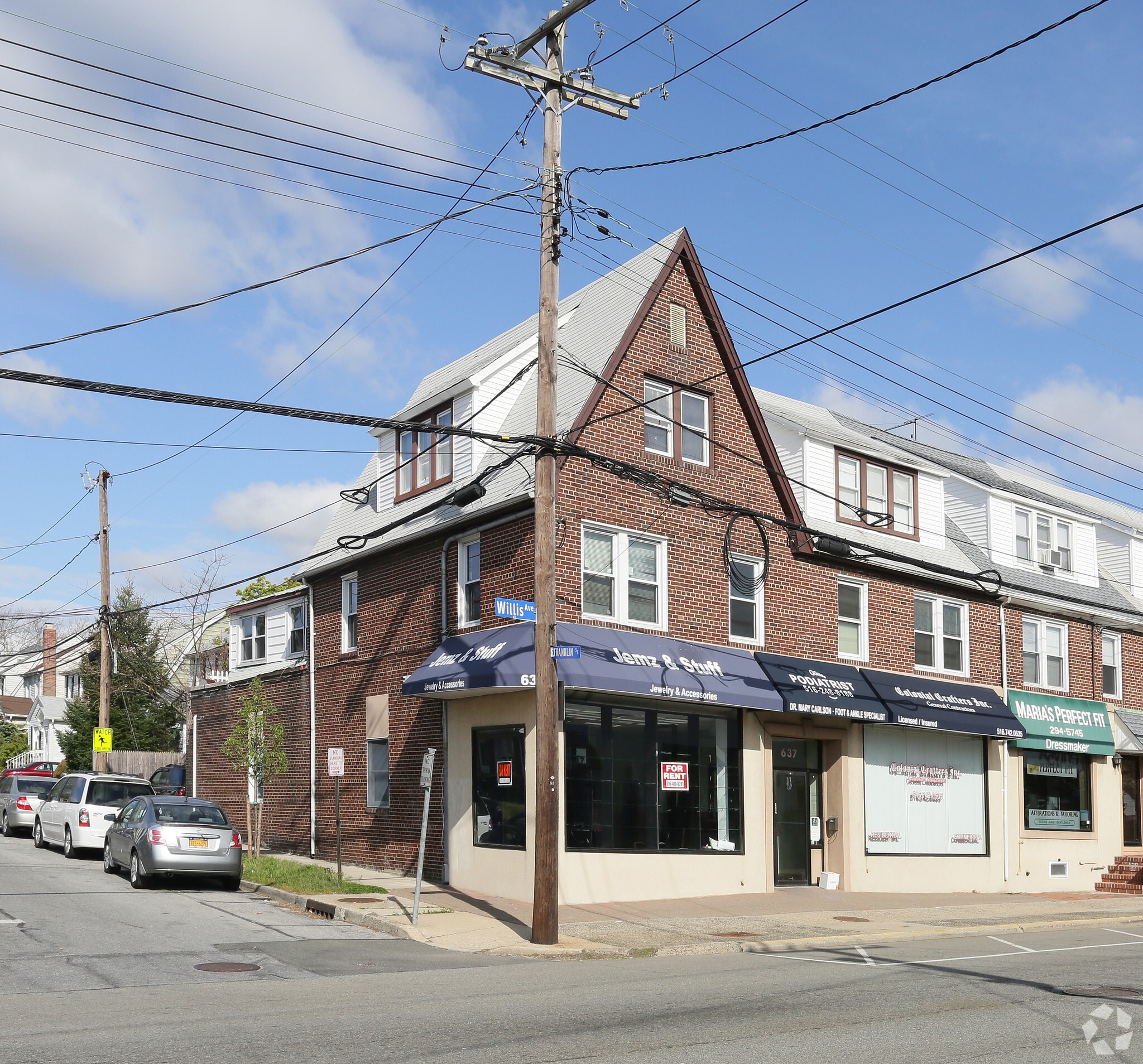 637 Willis Ave, Williston Park, NY for Rent
