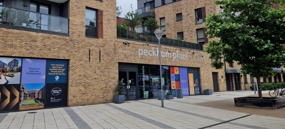 Queens Rd, London, LND for Rent
