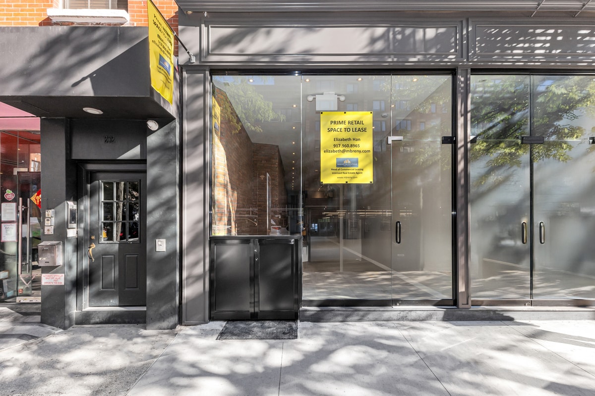 228 8th Ave, New York, NY for Rent