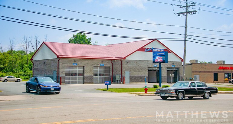 2727 Military Rd, Niagara Falls, NY for Sale