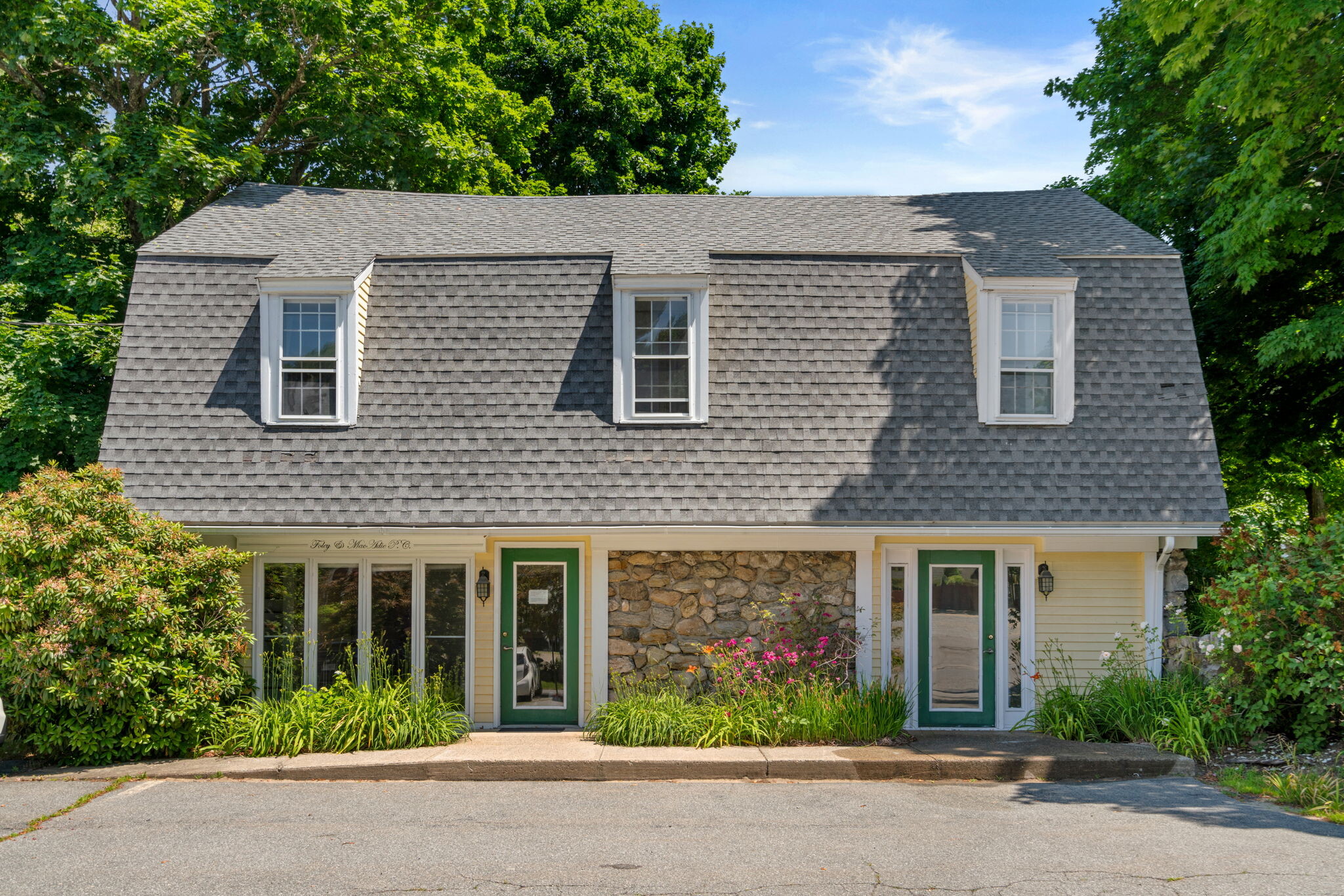 6 Strawberry Hill Rd, Acton, MA for Sale
