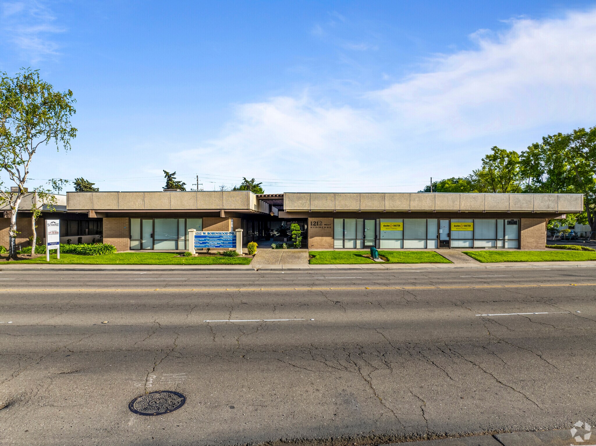 1212 W Robinhood Dr, Stockton, CA for Rent