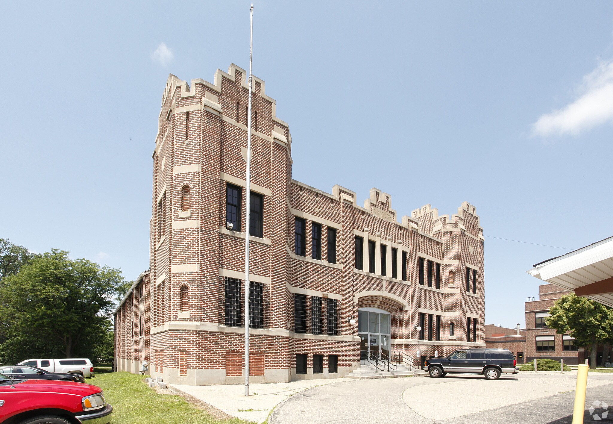 215 N Water St, Owosso, MI for Rent