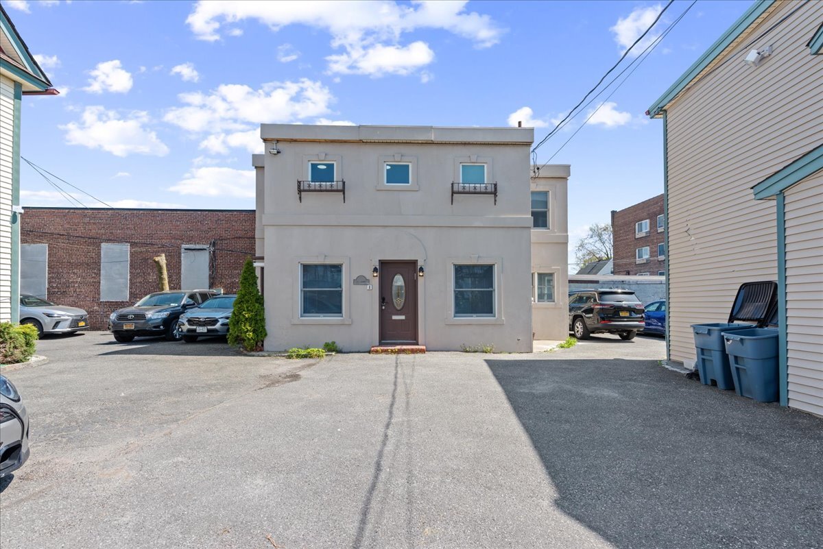 70 Carman Ave, Cedarhurst, NY for Sale
