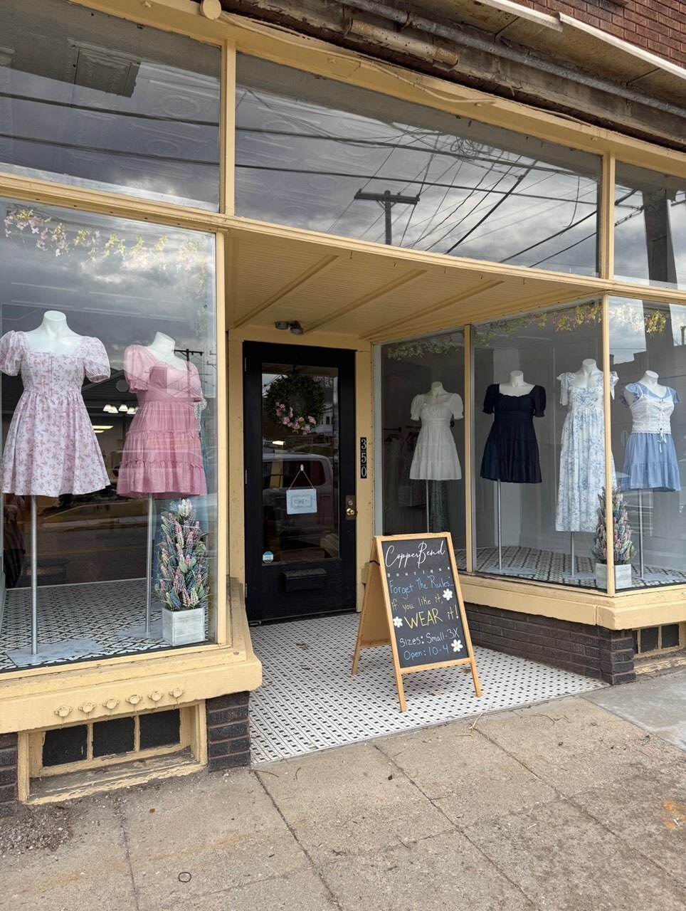 350-352 Main St, Wadsworth, OH for Rent