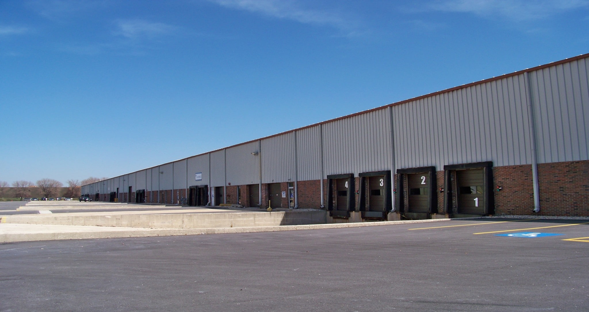 7301-7361 S Meade Ave, Bedford Park, IL for Rent