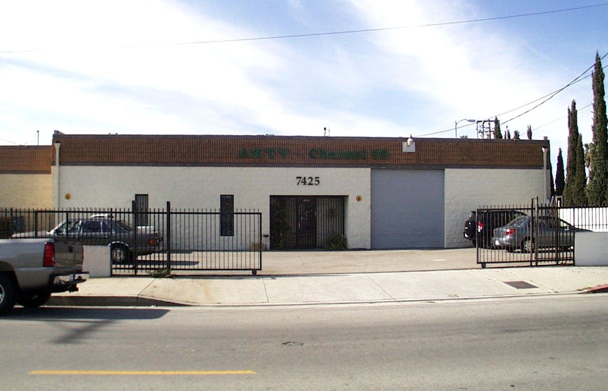 7425 Bellaire Ave, North Hollywood, CA for Sale