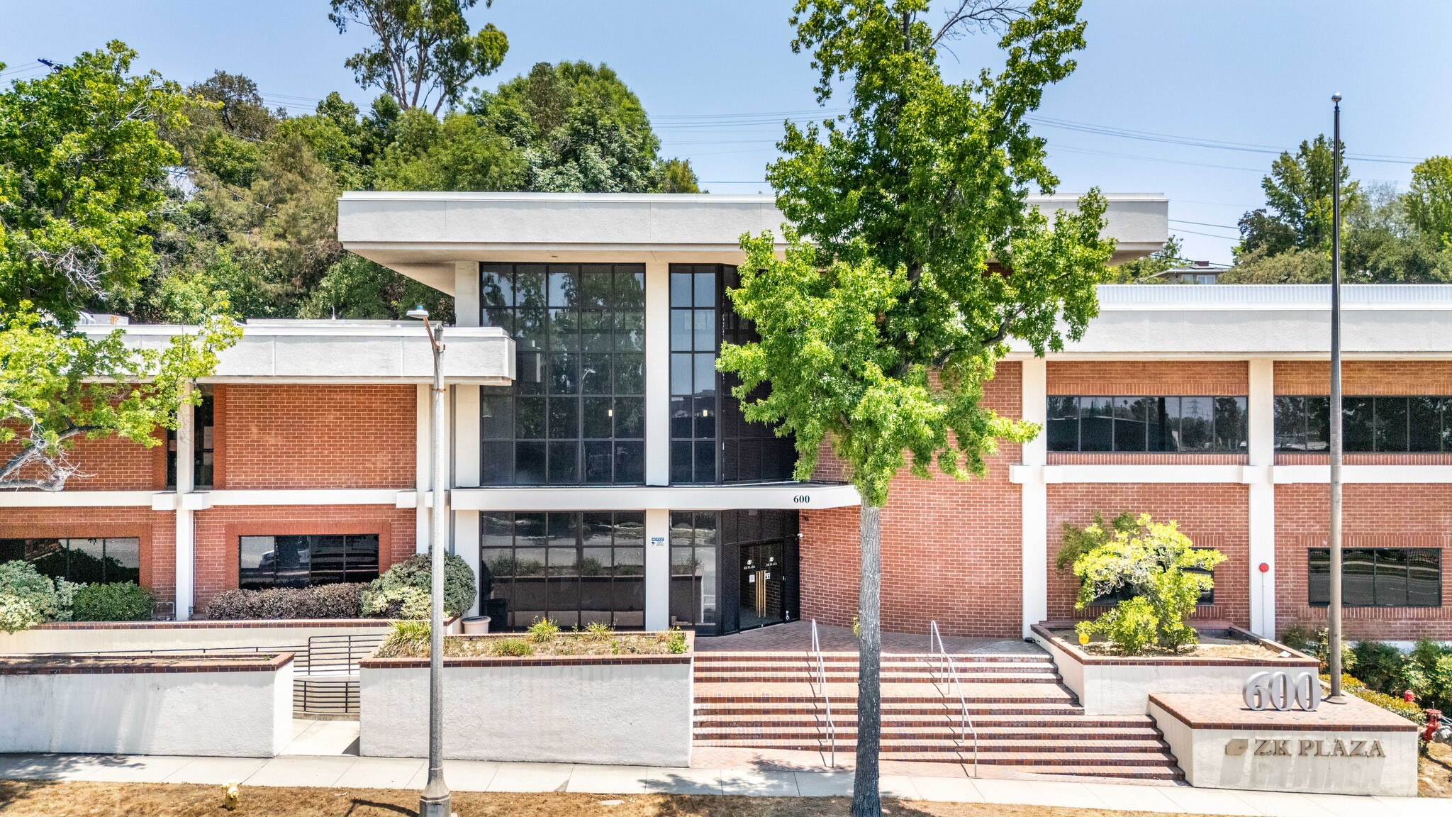600 N Rosemead Blvd, Pasadena, CA for Sale