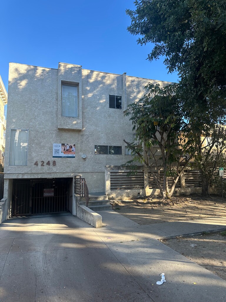 4248 Whitsett Ave, Studio City, CA for Sale