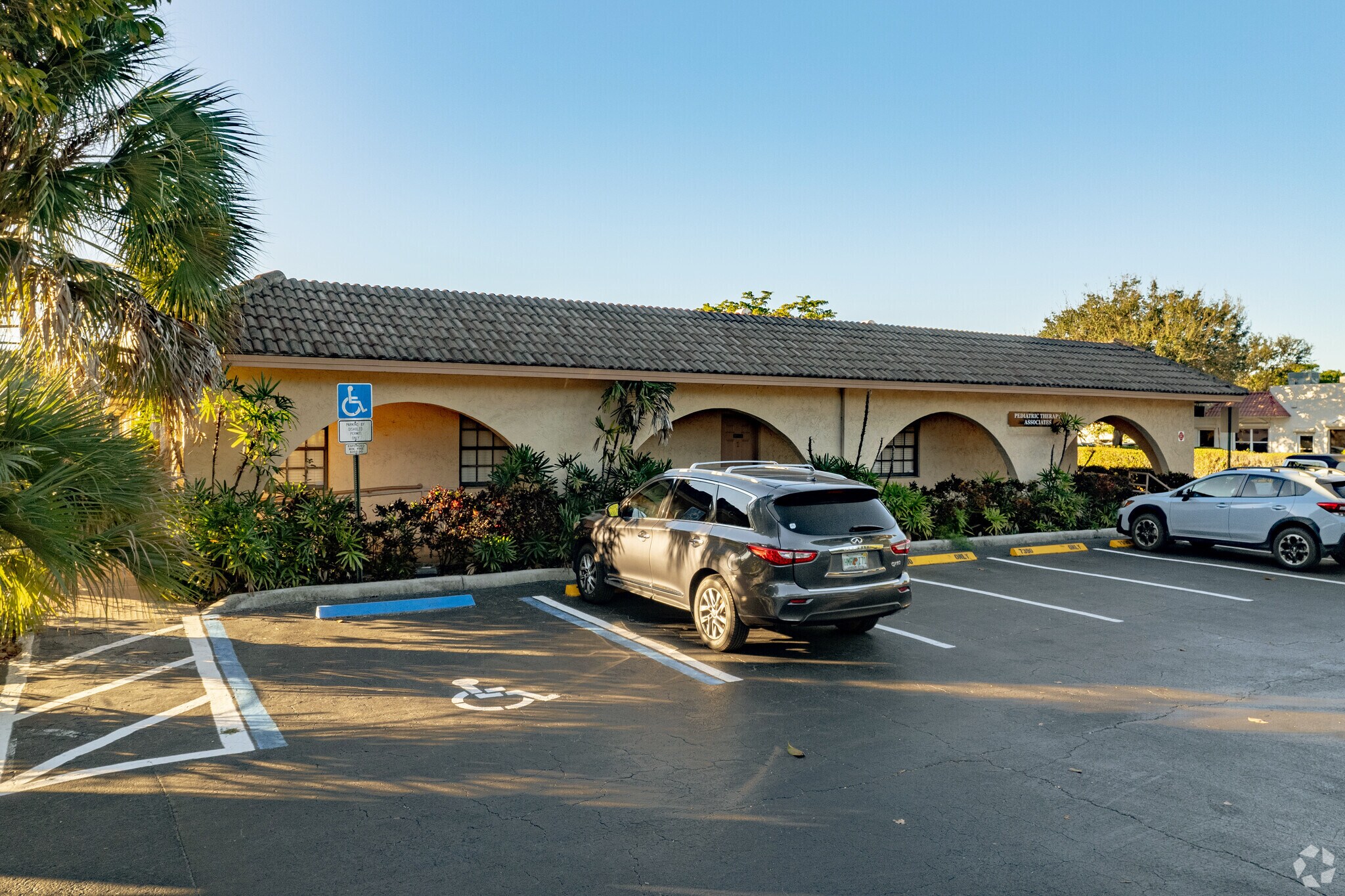 7390 NW 5th St, Plantation, FL for Rent