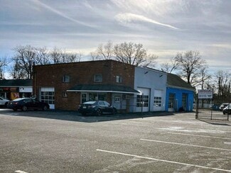 South Plainfield, NJ Retail - 704 Clinton Ave