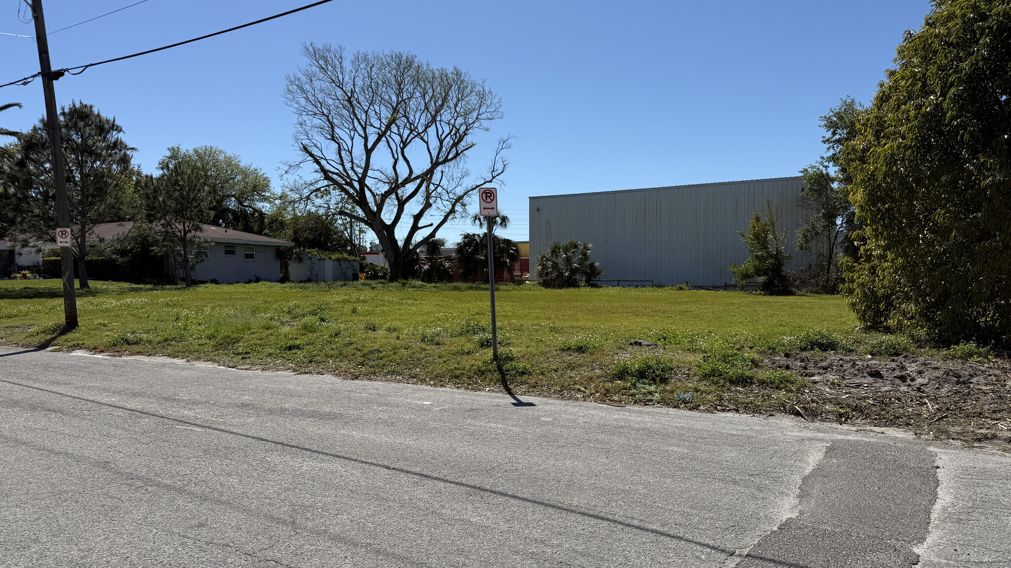 644-656 Lembo Cir, Clearwater, FL for Sale