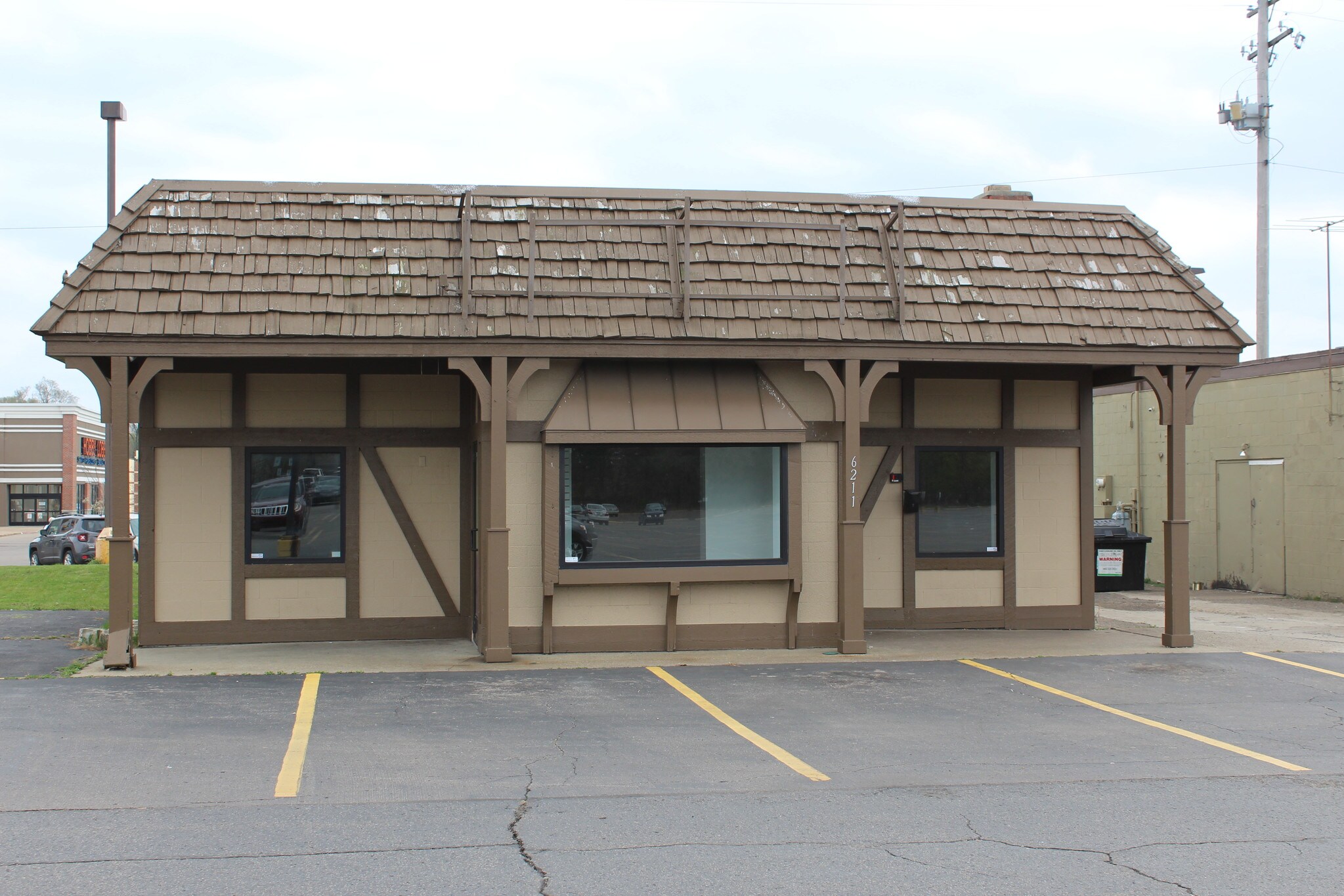 6211 S Westnedge Ave, Portage, MI for Rent