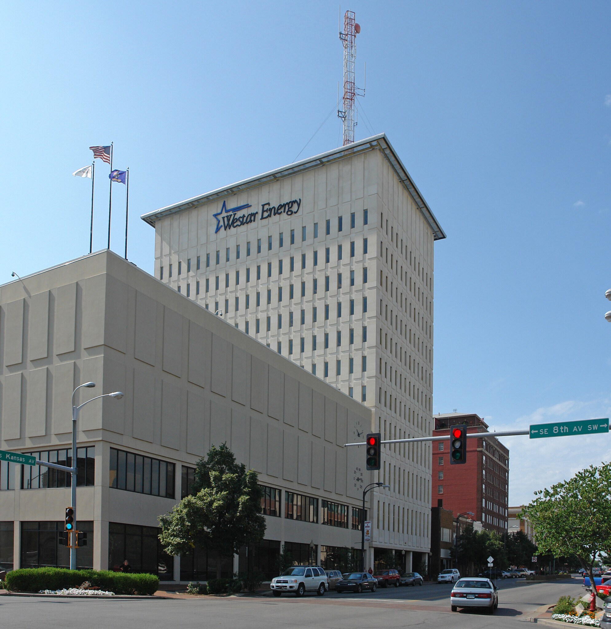 818 S Kansas Ave, Topeka, KS for Rent