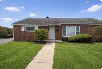 Bethpage, NY Medical - 4169 Iris Pl