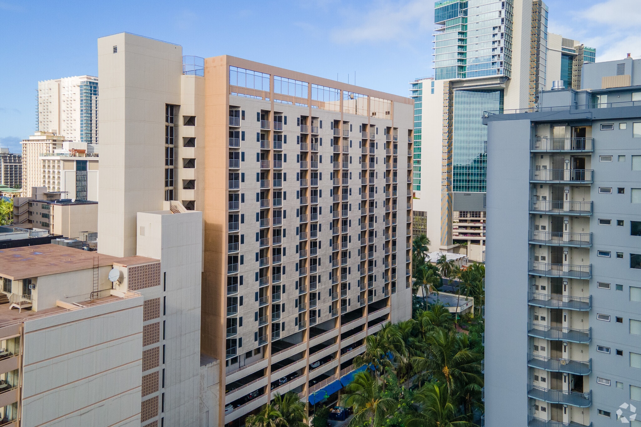 2211 Kuhio Ave, Honolulu, HI for Rent