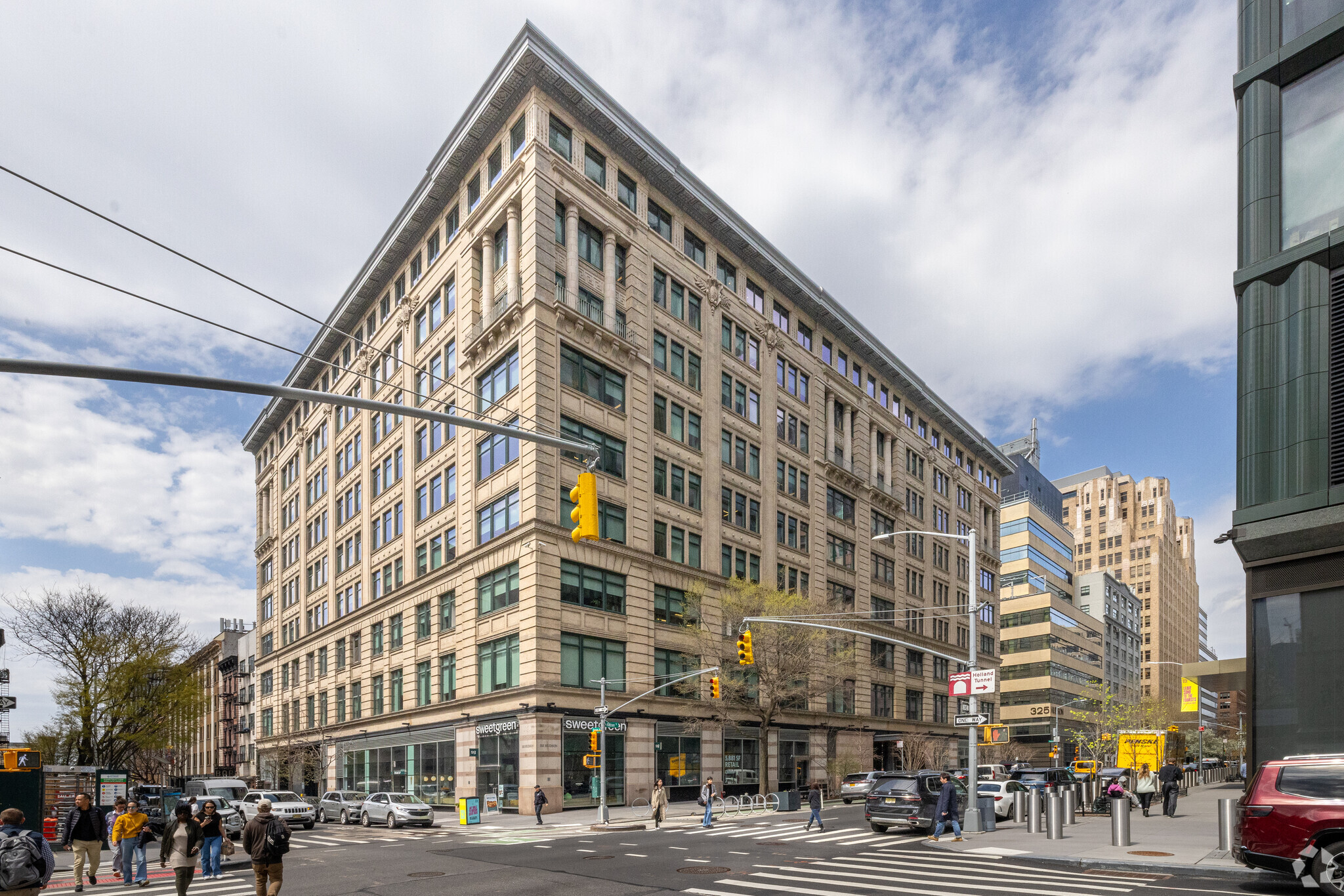 90 Vandam St, New York, NY for Rent