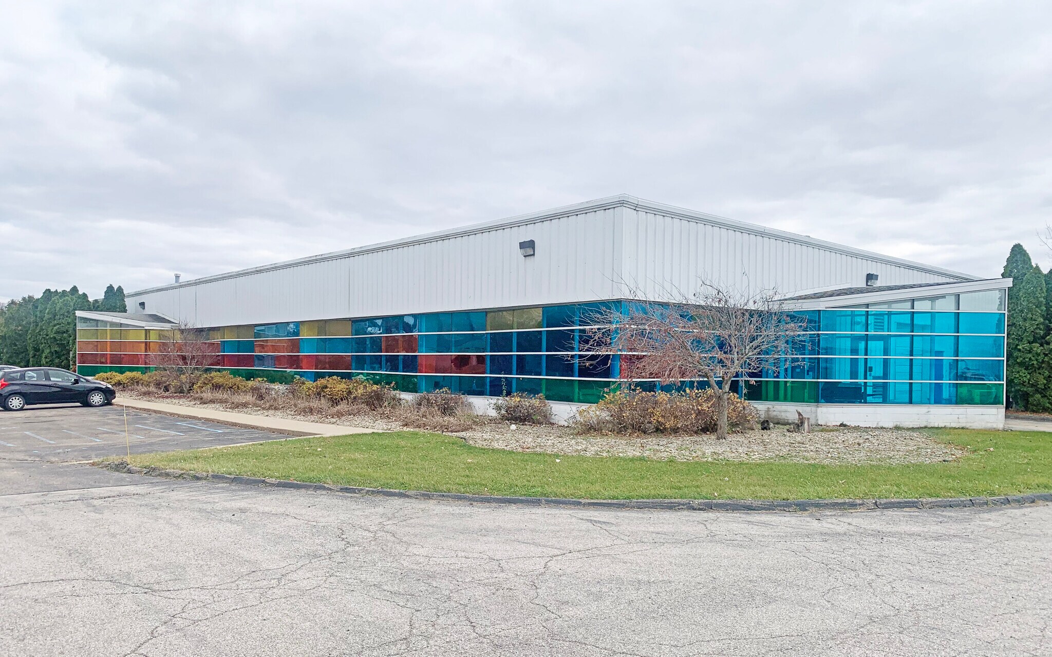 901 Highview Dr Webberville, MI 48892 Industrial Property for Sale on