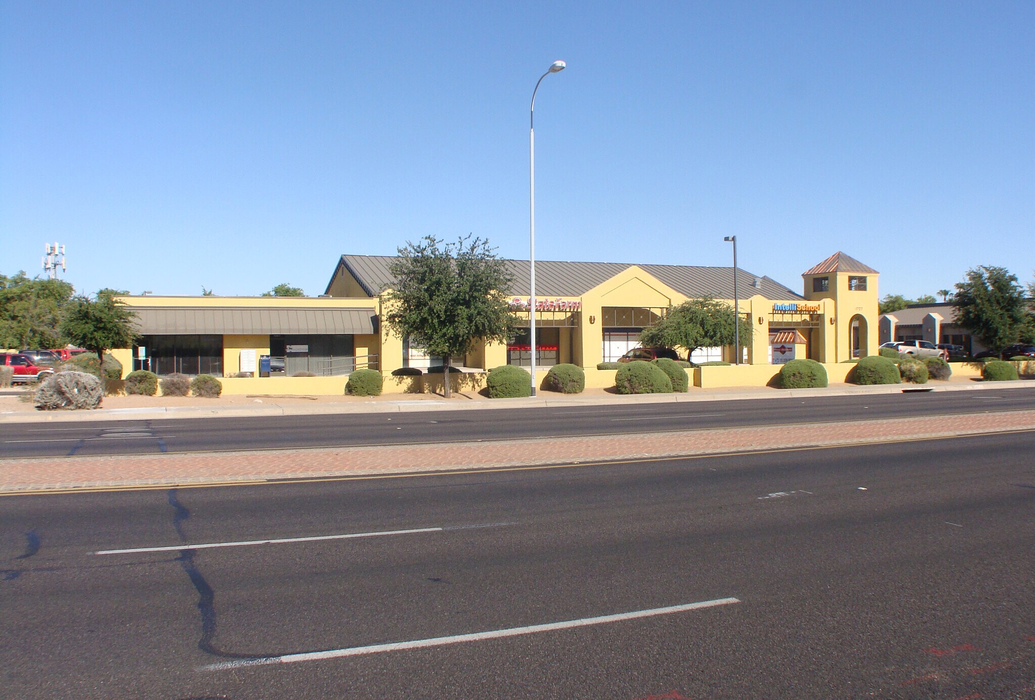 1727 N Arizona Ave, Chandler, AZ for Rent